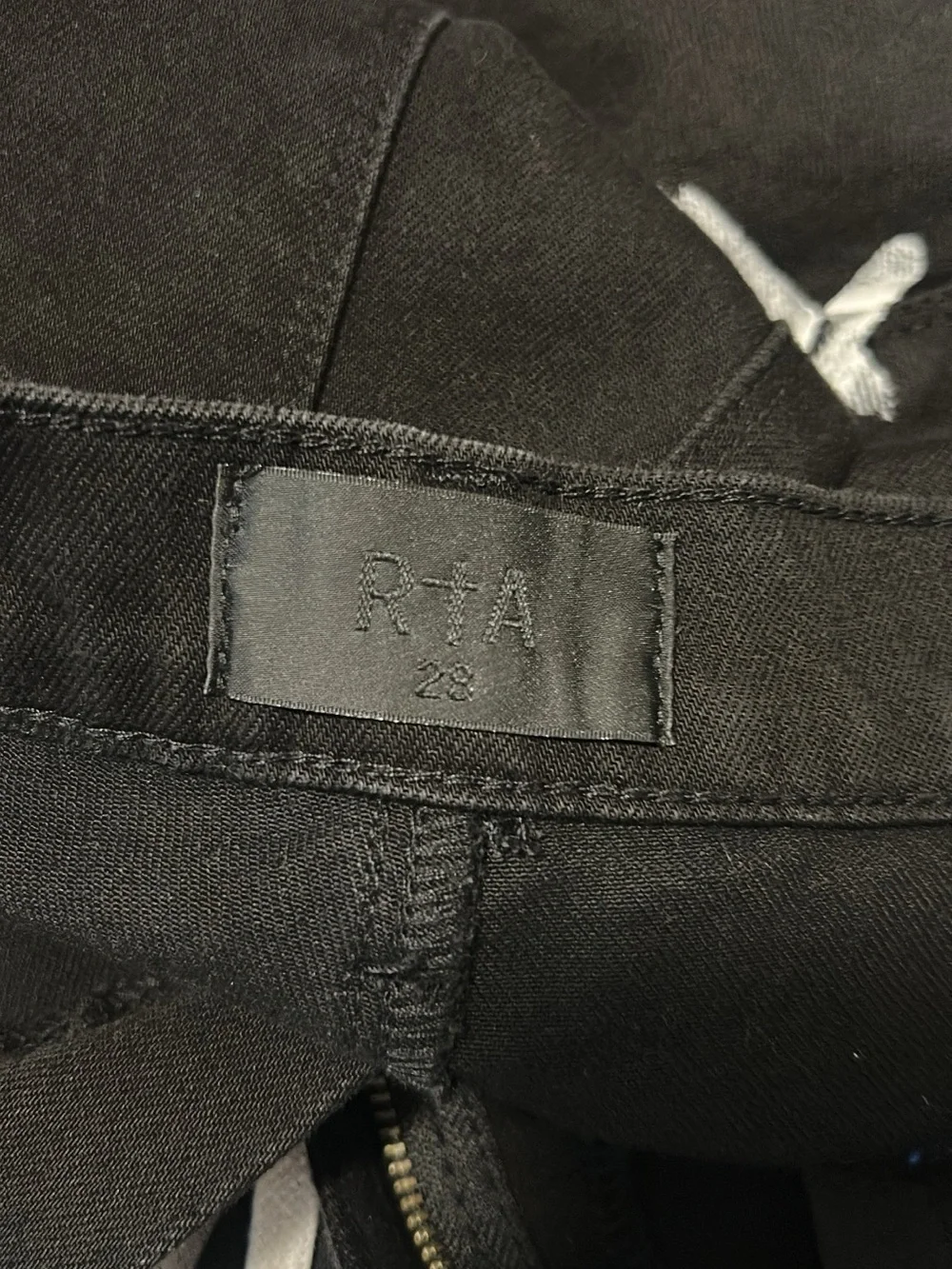 RtA Black Graphic Knee-Rip Skinny Pants